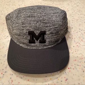 Salt & pepper Michigan snapback